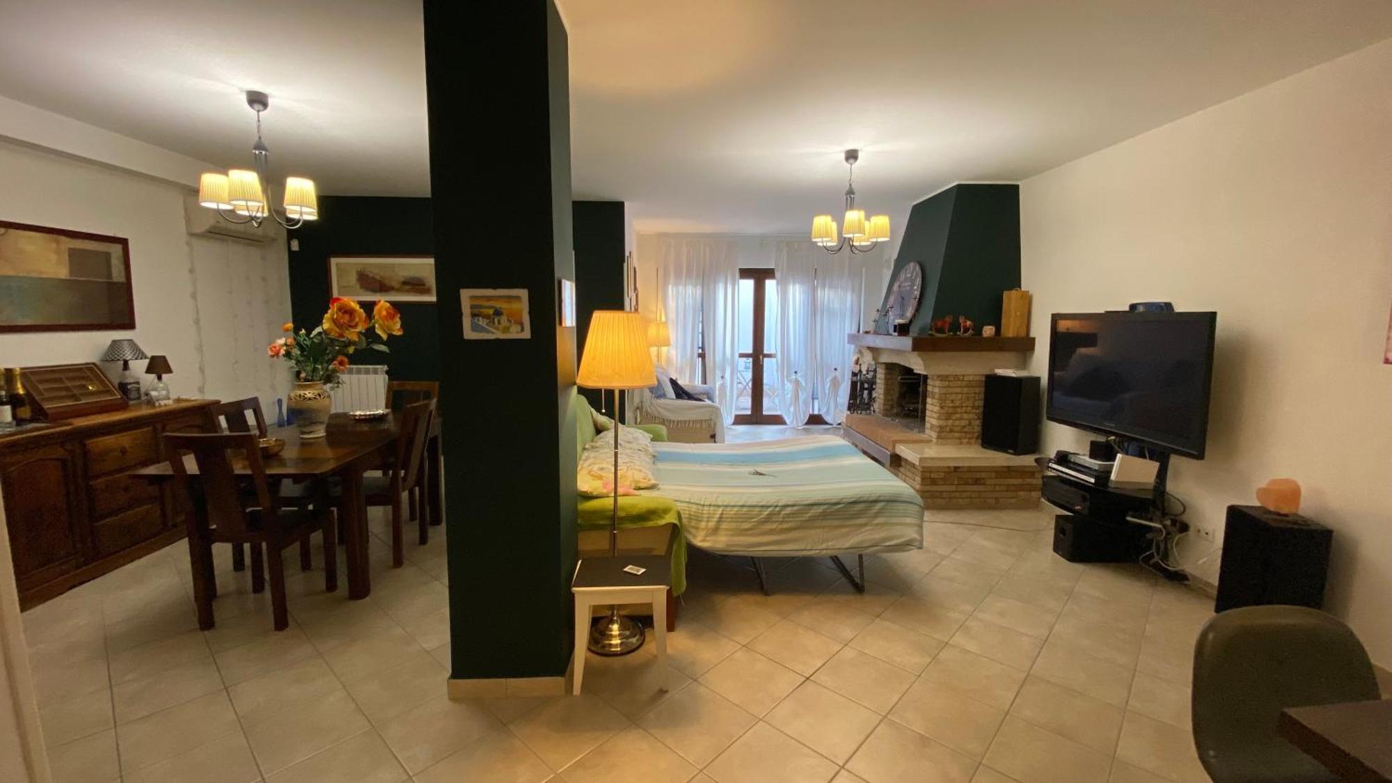 Apartament The Wild Lavender Cecchina Zewnętrze zdjęcie
