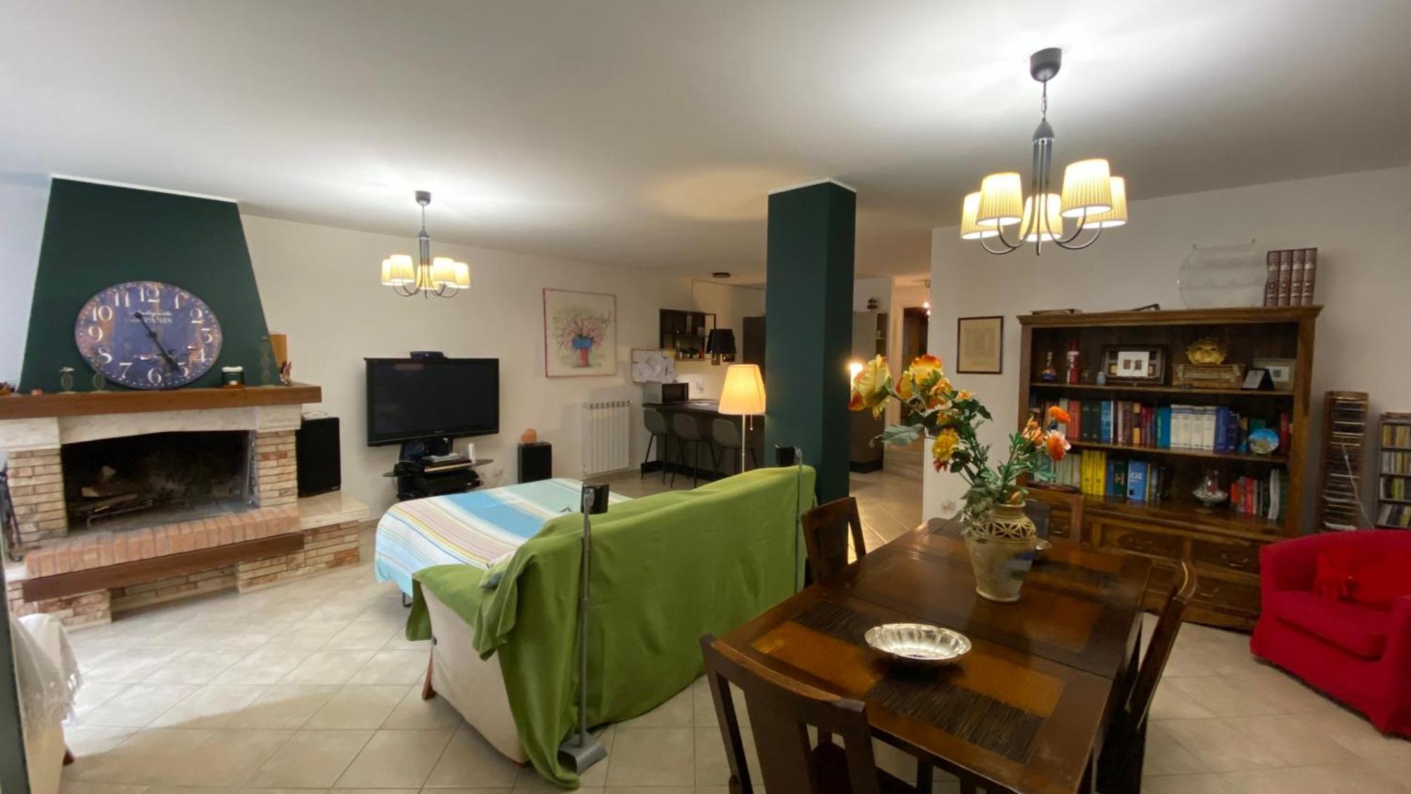 Apartament The Wild Lavender Cecchina Zewnętrze zdjęcie